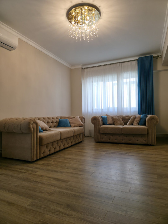 Apartament 3 camere Calea București 