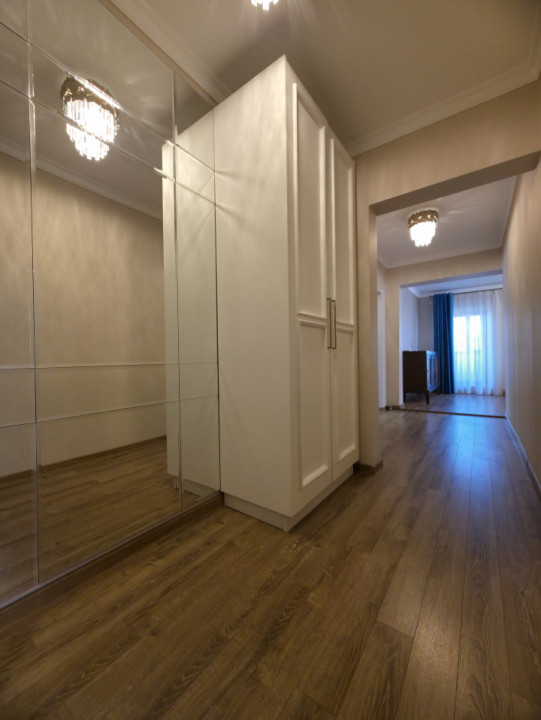 Apartament 3 camere Calea București 
