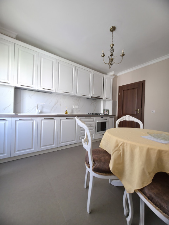 Apartament 3 camere Calea București 