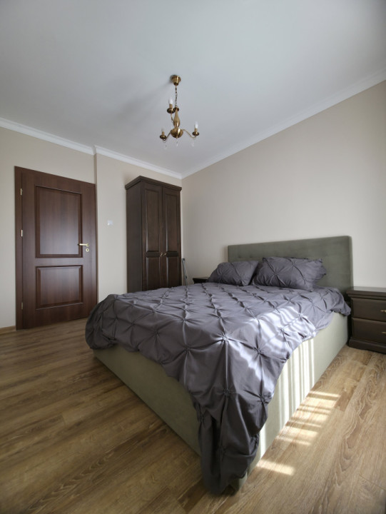 Apartament 3 camere Calea București 