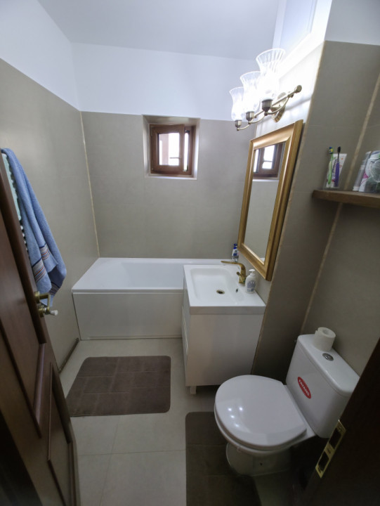 Apartament 3 camere Calea București 